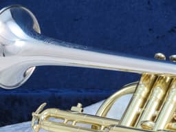 King Super 20 Silversonic Two Tone Cornet 1960 Serial #370431 King Super 20 Silversonic Two Tone Cornet 1960 Serial #370431
