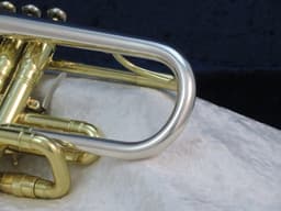 King Super 20 Silversonic Two Tone Cornet 1960 Serial #370431 King Super 20 Silversonic Two Tone Cornet 1960 Serial #370431