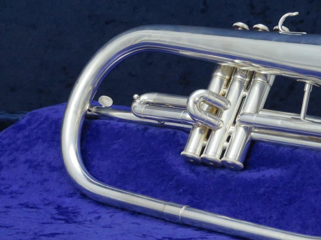 Yamaha YFH2310S Silver 3 Valve Flugelhorn Serial #002322A