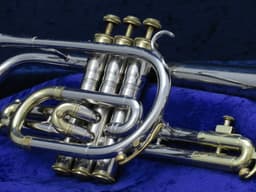 King Tempo Two Tone Cornet 1960's Serial #445866 King Tempo Two Tone Cornet 1960's Serial #445866