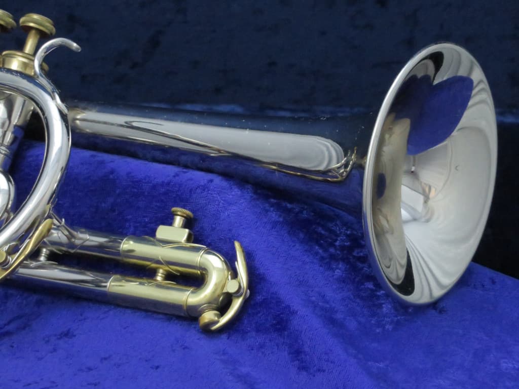 King Tempo Two Tone Cornet 1960's Serial #445866