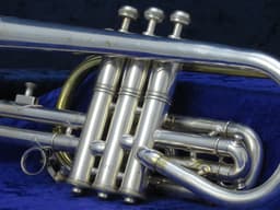 Blessing Junior Shepherd’s Crook Two Tone Cornet 1961 Serial #9431 Blessing Junior Shepherd’s Crook Two Tone Cornet 1961 Serial #9431