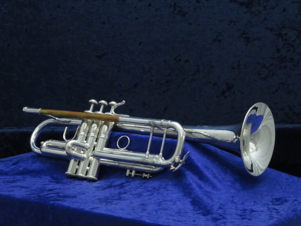 Bach Stradivarius Model 72 Silver Trumpet 1990's Serial #396152 Bach Stradivarius Model 72 Silver Trumpet 1990's Serial #396152