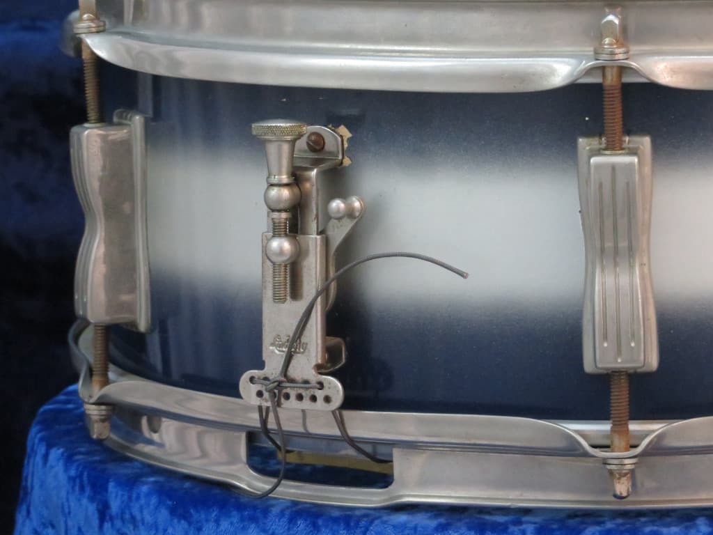 Ludwig 5.5 x 14 Blue and Silver Duco Snare Drum 1960's Serial #isi10555