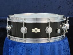 Camco 5 x 14 Black Wood Snare Drum 1960's Serial #isi11135 Camco 5 x 14 Black Wood Snare Drum 1960's Serial #isi11135