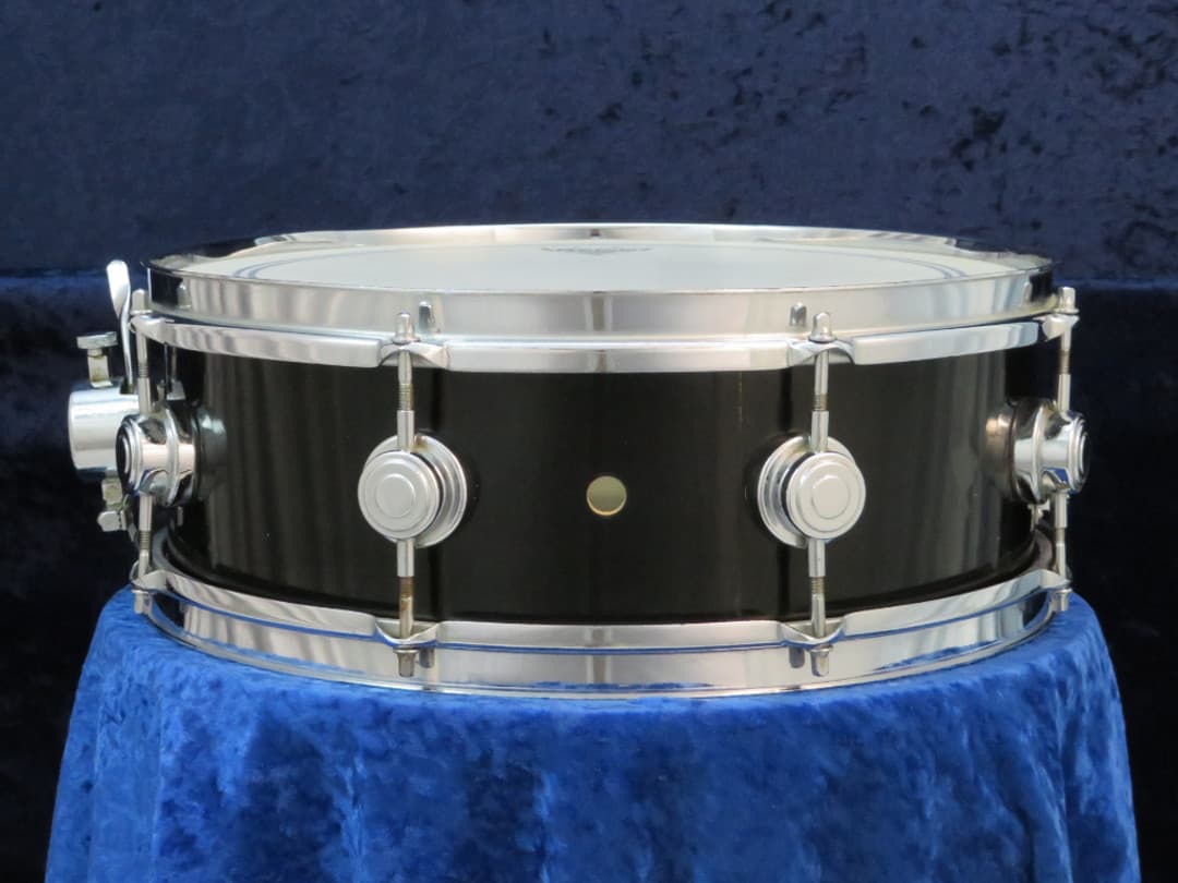 Camco 5 x 14 Black Wood Snare Drum 1960's Serial #isi11135