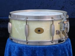 Slingerland Radio King 5.5 x 14 Marine Pearl Wood Snare Drum 1940's Serial #isi9418 Slingerland Radio King 5.5 x 14 Marine Pearl Wood Snare Drum 1940's Serial #isi9418