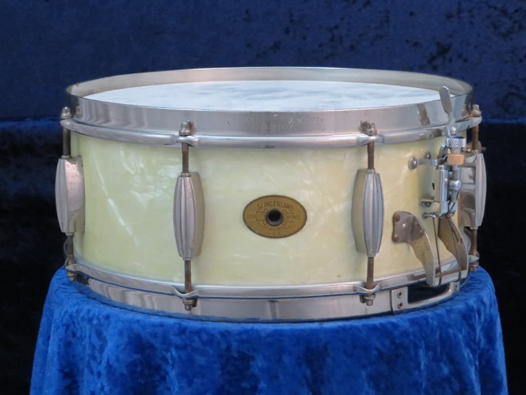 Slingerland Radio King 5.5 x 14 Marine Pearl Wood Snare Drum 1940's Serial #isi9418 Slingerland Radio King 5.5 x 14 Marine Pearl Wood Snare Drum 1940's Serial #isi9418