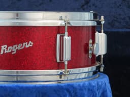 Rogers Luxor 5 x 14 Sparkling Red Pearl Wood Snare Drum 1960's Serial #13364 Rogers Luxor 5 x 14 Sparkling Red Pearl Wood Snare Drum 1960's Serial #13364