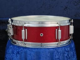 Rogers Luxor 5 x 14 Sparkling Red Pearl Wood Snare Drum 1960's Serial #13364 Rogers Luxor 5 x 14 Sparkling Red Pearl Wood Snare Drum 1960's Serial #13364