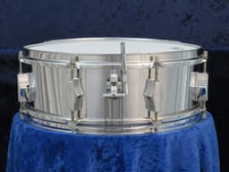 Fibes 5 x 14 Silver Fiberglass Snare Drum Serial #isi11127 Fibes 5 x 14 Silver Fiberglass Snare Drum Serial #isi11127