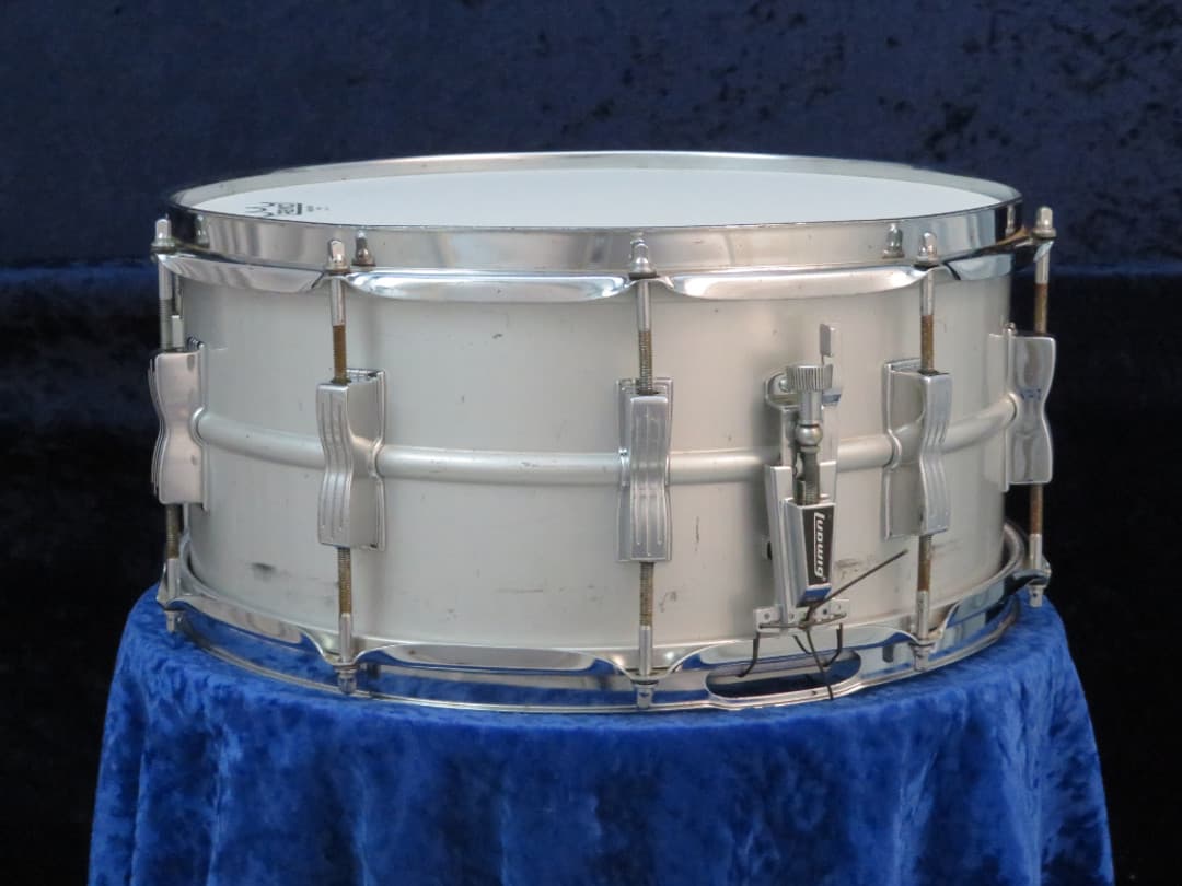 Ludwig No. 402 Acrolite 6.5 x 14 Aluminum Snare Drum 1970's Serial #933674