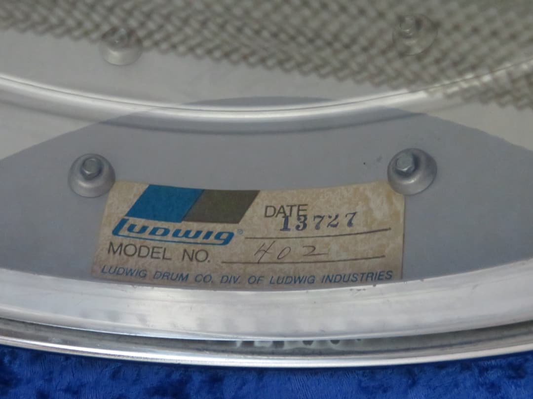 Ludwig No. 402 Acrolite 6.5 x 14 Aluminum Snare Drum 1970's Serial #933674