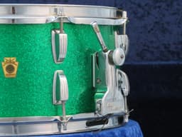 Ludwig 6.5 x 14 Sparkling Green Pearl Wood Snare Drum 1963 Serial #isi8290 Ludwig 6.5 x 14 Sparkling Green Pearl Wood Snare Drum 1963 Serial #isi8290