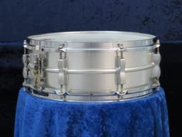 Ludwig Acrolite 5 x 14 Aluminum Snare Drum 1969 Serial #725030 Ludwig Acrolite 5 x 14 Aluminum Snare Drum 1969 Serial #725030