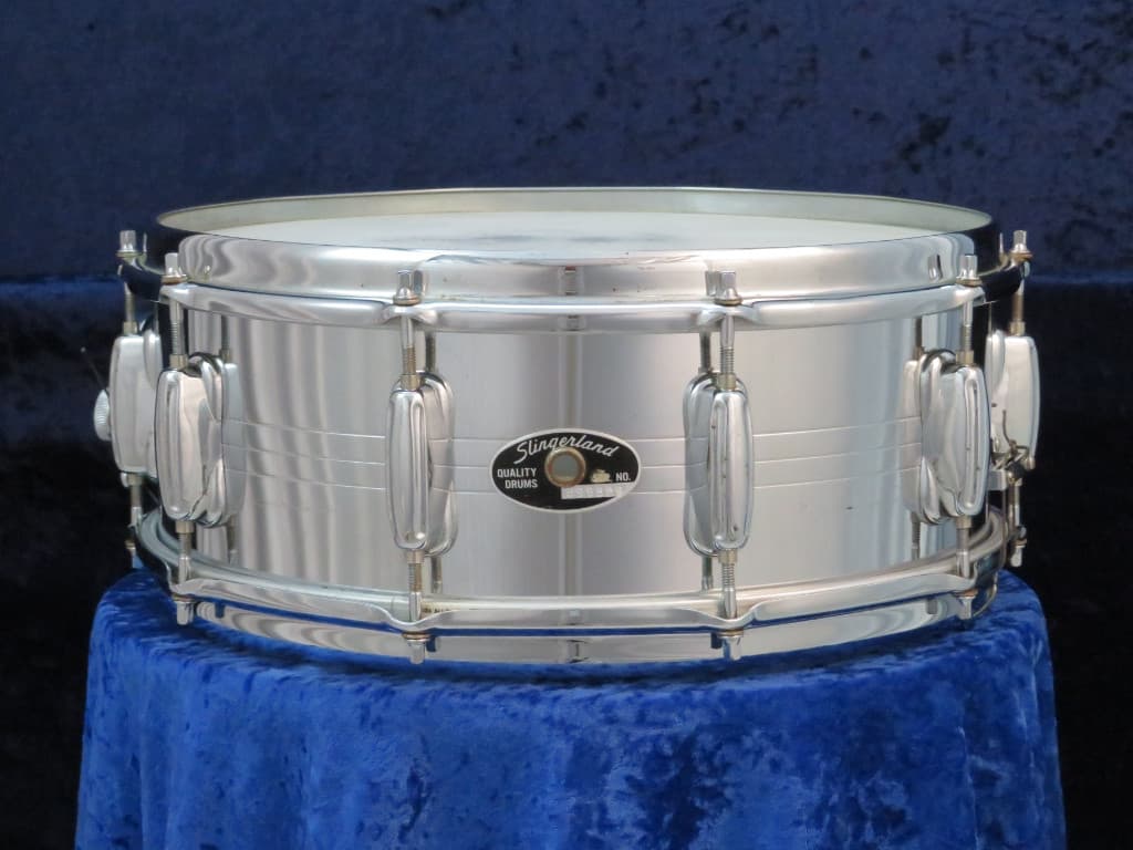 Slingerland 5.5 x 14 Steel Snare Drum 1980's Serial #899829 Slingerland 5.5 x 14 Steel Snare Drum 1980's Serial #899829