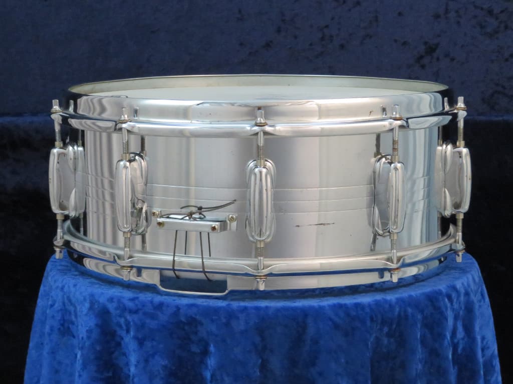 Slingerland 5.5 x 14 Steel Snare Drum 1980's Serial #899829