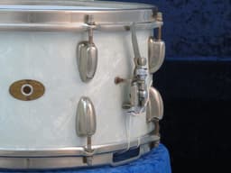 Slingerland Radio King 7 x 14 Marine Pearl Wood Snare Drum 1950's Serial #isi11139 Slingerland Radio King 7 x 14 Marine Pearl Wood Snare Drum 1950's Serial #isi11139