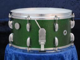Gretsch 7 x 14 Green Sparkle Pearl Wood Snare Drum Serial #isi11143 Gretsch 7 x 14 Green Sparkle Pearl Wood Snare Drum Serial #isi11143