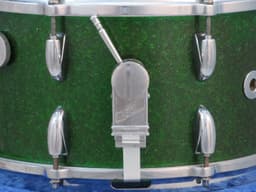 Gretsch 7 x 14 Green Sparkle Pearl Wood Snare Drum Serial #isi11143 Gretsch 7 x 14 Green Sparkle Pearl Wood Snare Drum Serial #isi11143