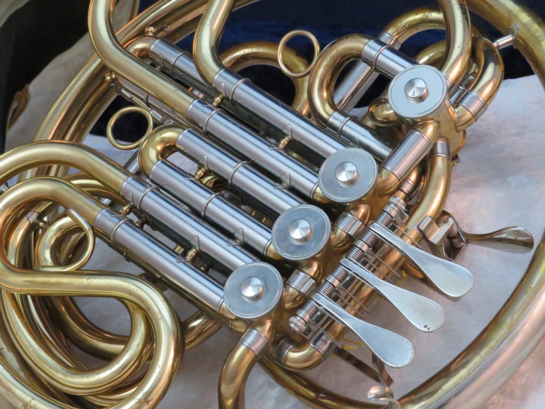Yamaha YHR-662 Double French Horn Serial #000231 Yamaha YHR-662 Double French Horn Serial #000231