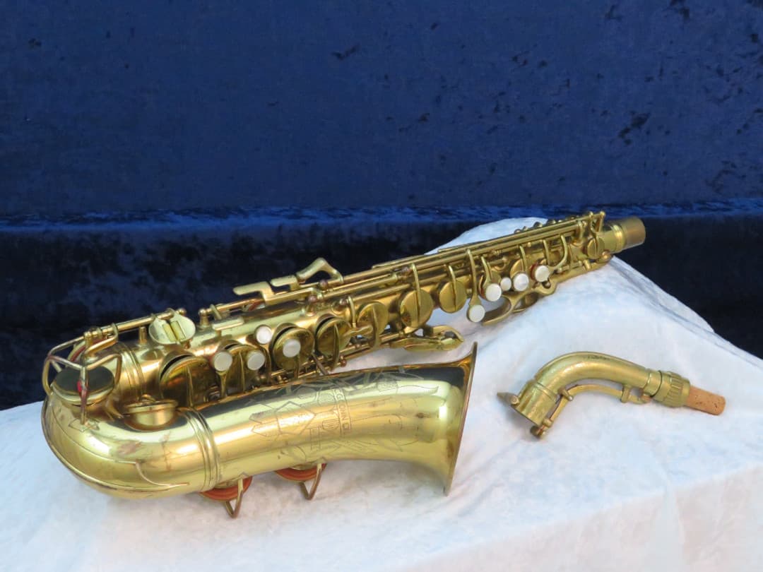C.G. Conn 6M Alto Saxophone with Naked Lady 1947 Serial #325429