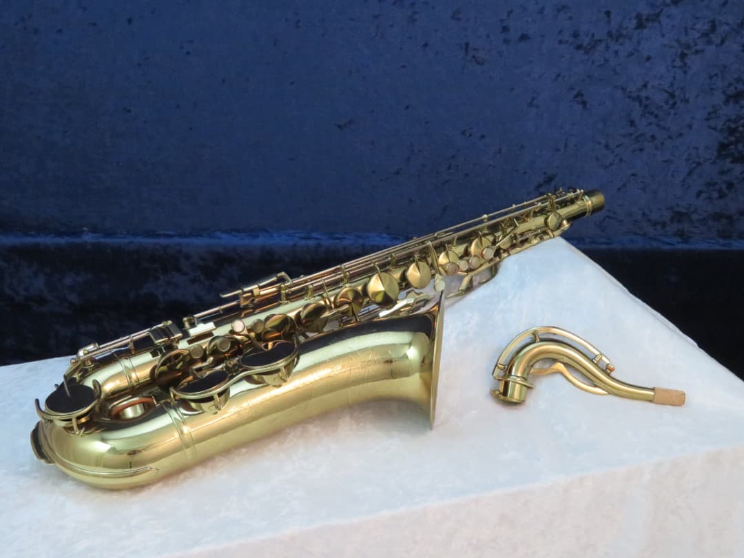King Zephyr Tenor Saxophone with Art Deco 1939 Serial #229005