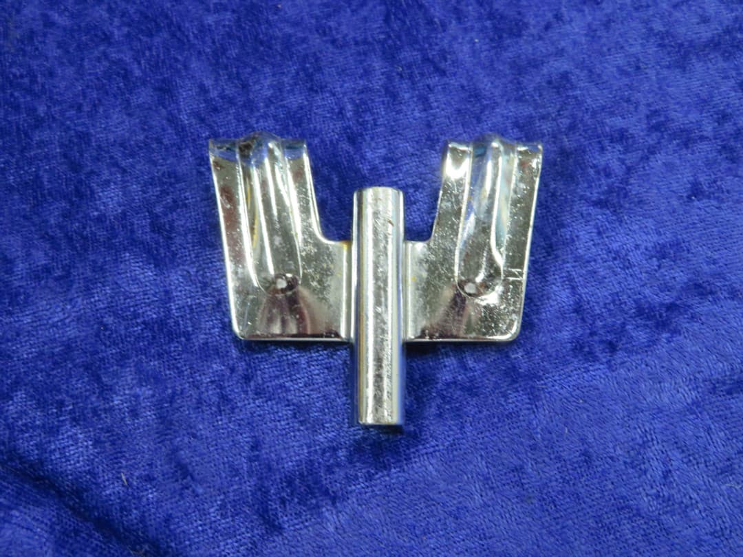 Lot of 75 Used Drum Claws Serial #isi9230-6 Lot of 75 Used Drum Claws Serial #isi9230-6