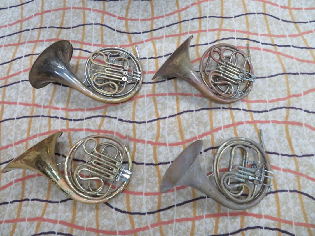 Lot of 4 Non Playing Single French Horns Serial #isi9231-10 Lot of 4 Non Playing Single French Horns Serial #isi9231-10