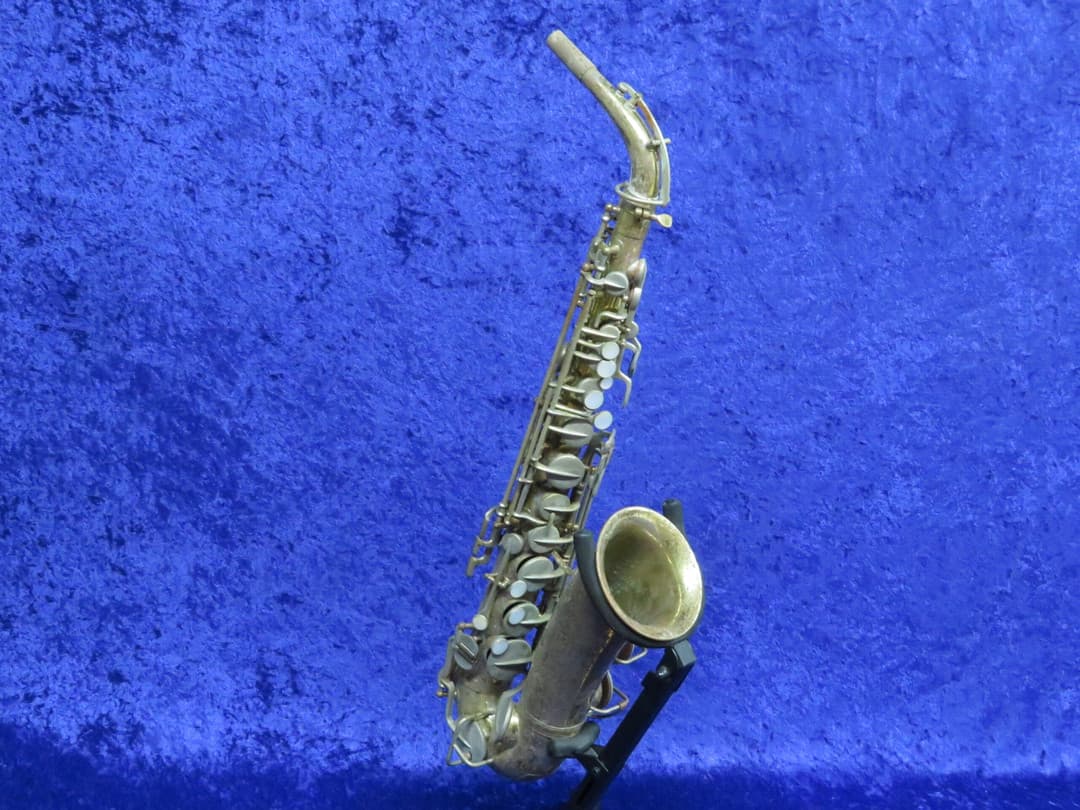 Martin Handcraft Alto Saxophone Serial #118733 Martin Handcraft Alto Saxophone Serial #118733