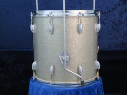 Gretsch Model 4417 14 x 14 Silver Sparkle Pearl Wood Floor Tom Serial #36198 Gretsch Model 4417 14 x 14 Silver Sparkle Pearl Wood Floor Tom Serial #36198
