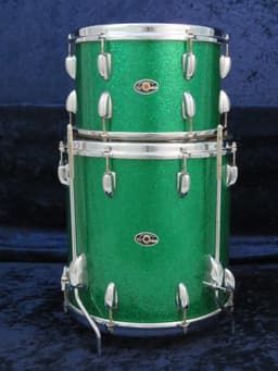 Slingerland 3 Piece Sparkling Green Pearl Wood Drum Set Serial #297390 Slingerland 3 Piece Sparkling Green Pearl Wood Drum Set Serial #297390