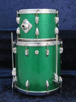 Slingerland 3 Piece Sparkling Green Pearl Wood Drum Set Serial #297390 Slingerland 3 Piece Sparkling Green Pearl Wood Drum Set Serial #297390