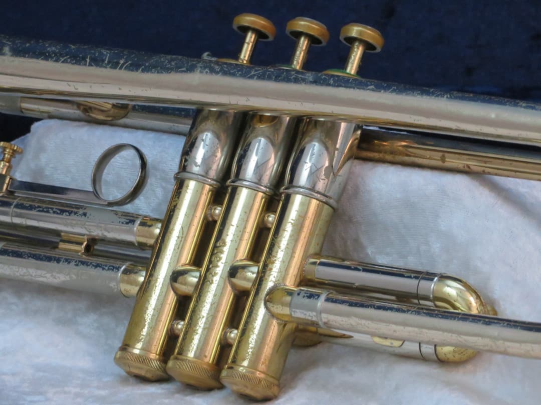 Olds Special Tri Tone Trumpet 1967 Serial #612177