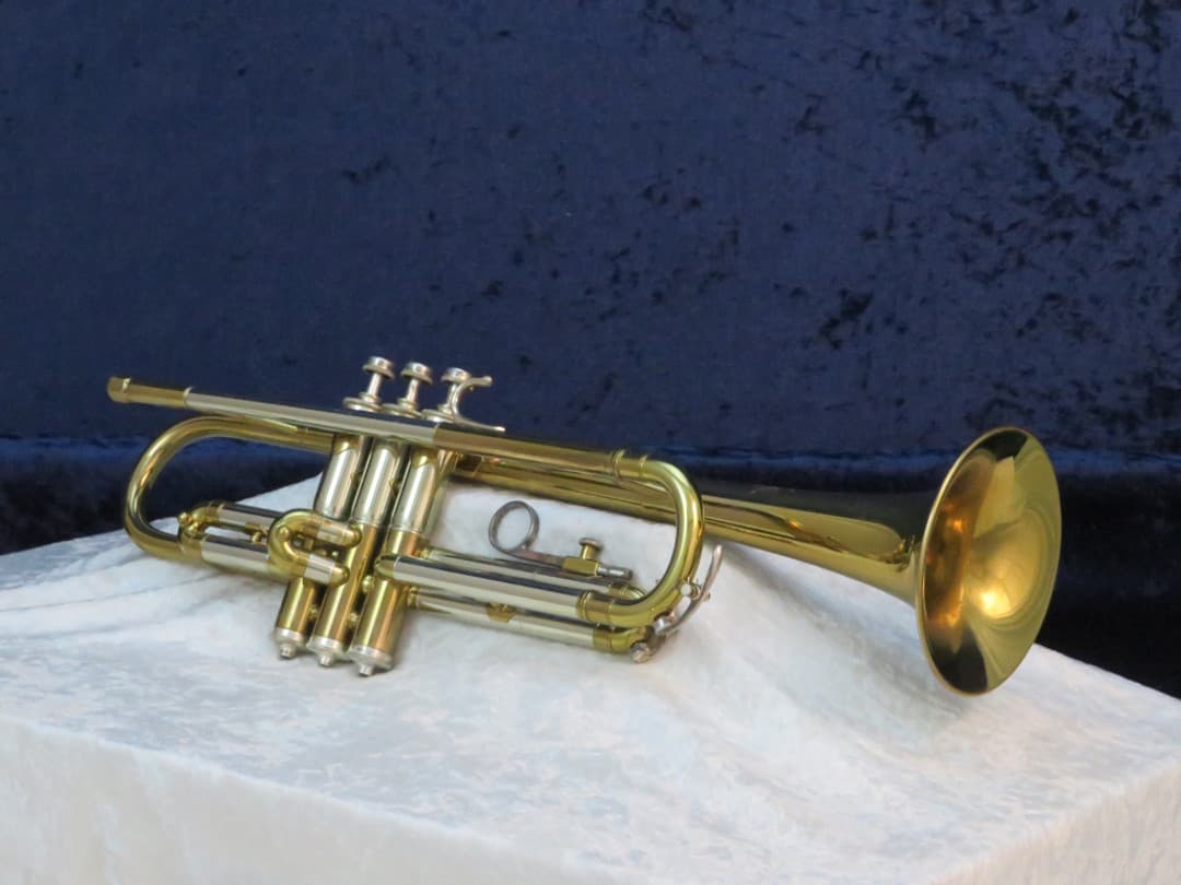 Reynolds Model B Two Tone Trumpet Serial #20265 Reynolds Model B Two Tone Trumpet Serial #20265