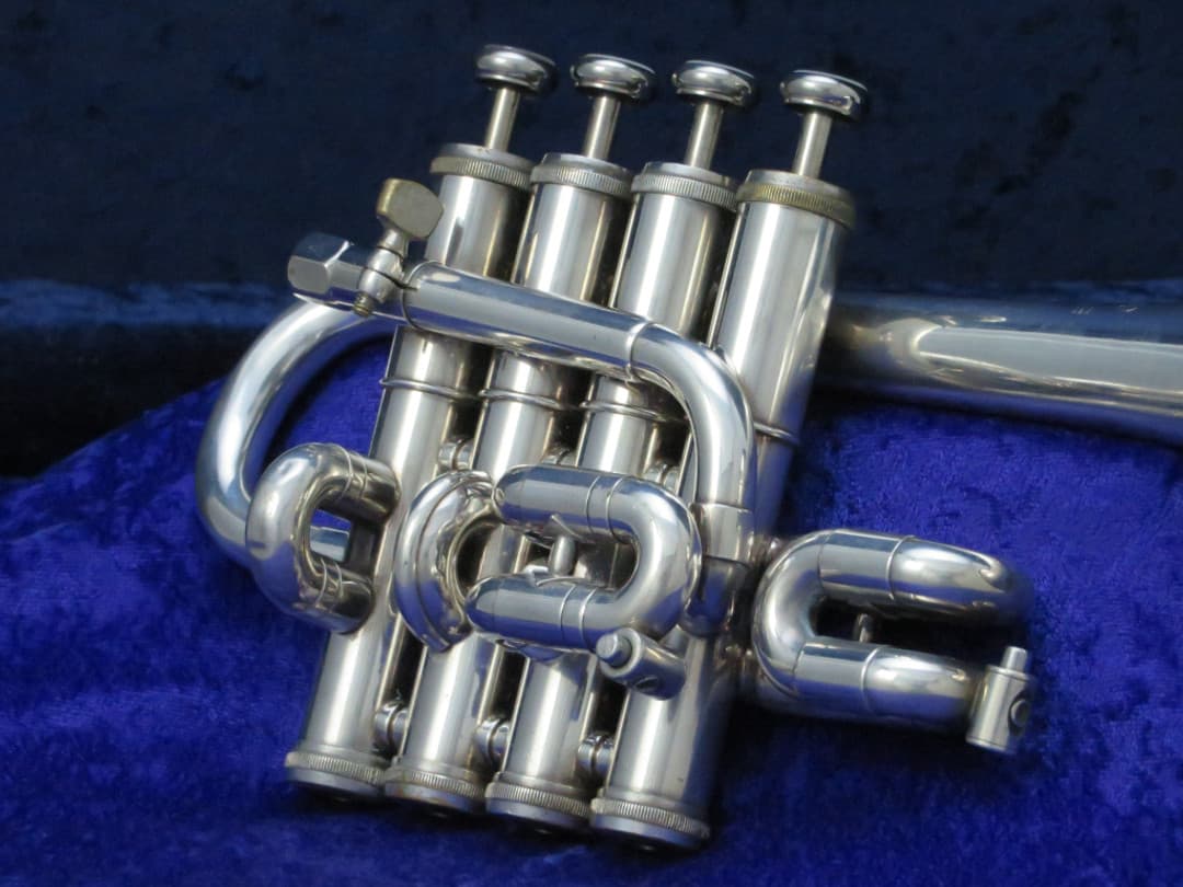 Getzen Eterna 4 Valve Silver Piccolo Trumpet Serial #P01935