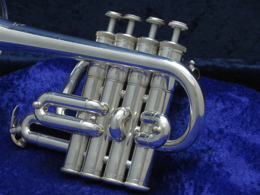 Yamaha YTR6810 4 Valve Silver Piccolo Trumpet Serial #881175