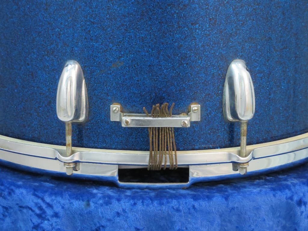 Slingerland Kick 10 x 14 Sparkling Blue Pearl Wood Marching Snare Drum Serial #8481