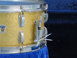 Ludwig 6.5 x 15 Sparkling Gold Pearl Wood Snare Drum 1960 Serial #isi9451 Ludwig 6.5 x 15 Sparkling Gold Pearl Wood Snare Drum 1960 Serial #isi9451
