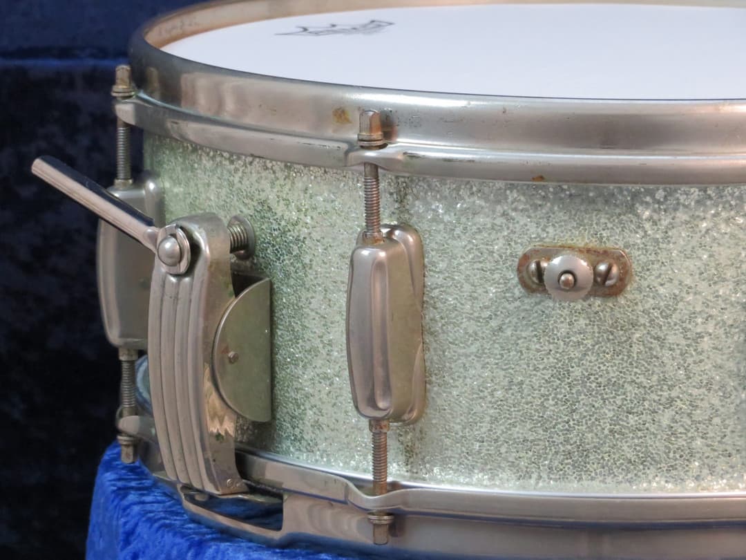 Slingerland Radio King 5.5 x 14 Sparkling Silver Pearl Wood Snare Drum Serial #isi9260