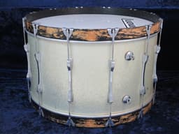 Ludwig 14 x 26 Silver Sparkle Wood Bass Drum 1988 Serial #3187338 Ludwig 14 x 26 Silver Sparkle Wood Bass Drum 1988 Serial #3187338