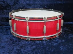 Slingerland Early " Radio King " 8.5 x 28 Sparkling Red Wood Bass Drum Serial #isi9351 Slingerland Early " Radio King " 8.5 x 28 Sparkling Red Wood Bass Drum Serial #isi9351