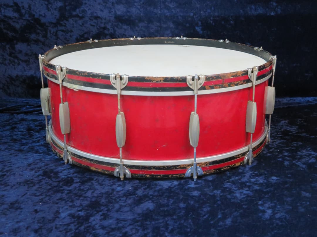 Slingerland Early " Radio King " 8.5 x 28 Sparkling Red Wood Bass Drum Serial #isi9351