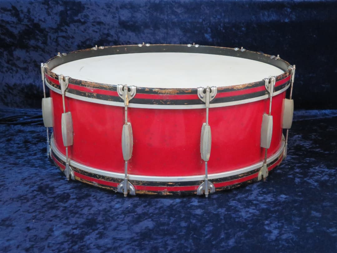 Slingerland Early " Radio King " 8.5 x 28 Sparkling Red Wood Bass Drum Serial #isi9351