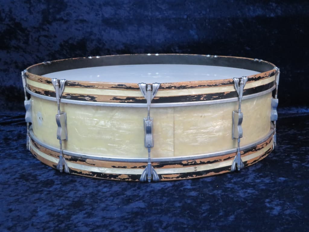 Ludwig Scotch 6 x 28 White Marine Pearl Wood Bass Drum Serial #713808