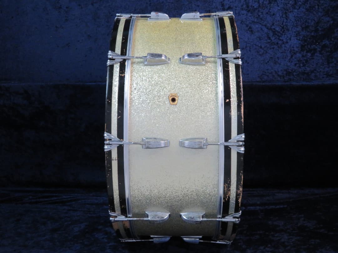 Ludwig 10 x 26 Sparkling Silver Pearl Wood Bass Drum 1965 Serial #606261 Ludwig 10 x 26 Sparkling Silver Pearl Wood Bass Drum 1965 Serial #606261