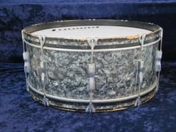 Ludwig 10 x 28 Black Diamond Pearl Wood Bass Drum Serial #809836 Ludwig 10 x 28 Black Diamond Pearl Wood Bass Drum Serial #809836