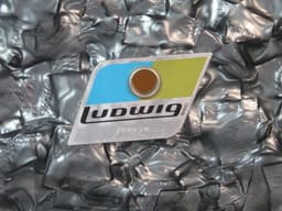 Ludwig 10 x 28 Black Diamond Pearl Wood Bass Drum Serial #809836 Ludwig 10 x 28 Black Diamond Pearl Wood Bass Drum Serial #809836