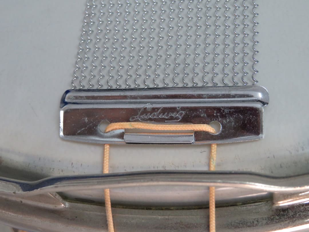 Ludwig Pioneer 5 x 14 Black and Gold Duco Wood Snare Drum 1960 Serial #isi9321