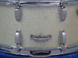 Ludwig No. 902 Symphonic 6.5 x 14 Silver Mist Wood Snare Drum 1970 Serial #773134 Ludwig No. 902 Symphonic 6.5 x 14 Silver Mist Wood Snare Drum 1970 Serial #773134